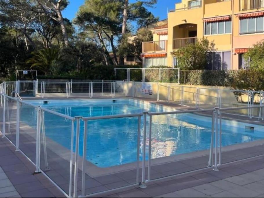 Charmant Studio Valescure Saint Raphael 外观 照片