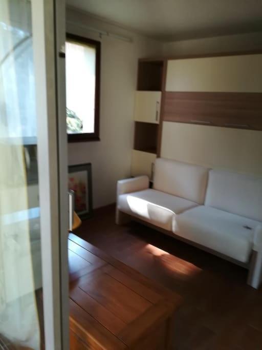 Charmant Studio Valescure Saint Raphael 外观 照片