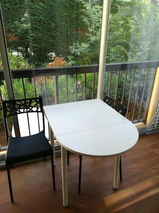 Charmant Studio Valescure Saint Raphael 外观 照片